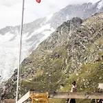 萨斯费卡普拉酒店 酒店 萨斯费