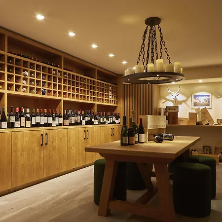 Hotell The Capra Saas Fee