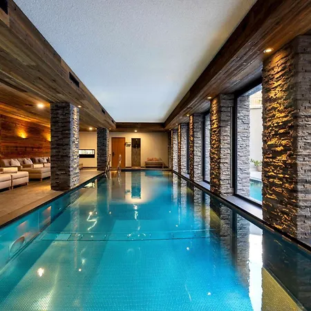 Hotell The Capra Saas Fee