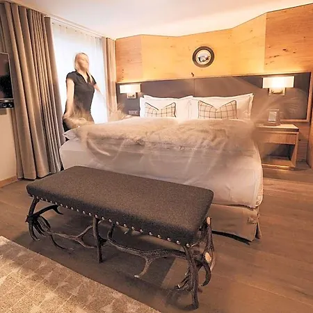 ذا كابرا ساس-في Saas Fee